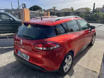 Renault Clio Sport Tourer 2013 - 6950 EUR, 167808 km - AUTO.MOTO.pt - 167808km - foto 10 de 12
