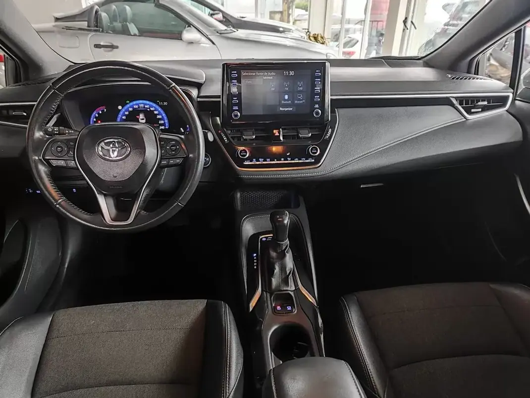 Toyota Corolla Touring Sports 2021 - 21950 EUR, 114000 km - AUTO.MOTO.pt - 114000km - foto 34 de 35