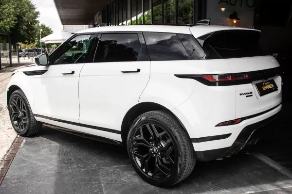 Land Rover Range Rover Evoque 2020 - 32990 EUR, 129590 km - 129590km - foto 3 de 38