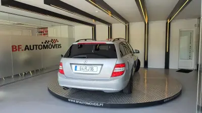 Mercedes-Benz C 220 2010 - 9900 EUR, 291040 km - AUTO.MOTO.pt - 291040km - foto 18 de 61