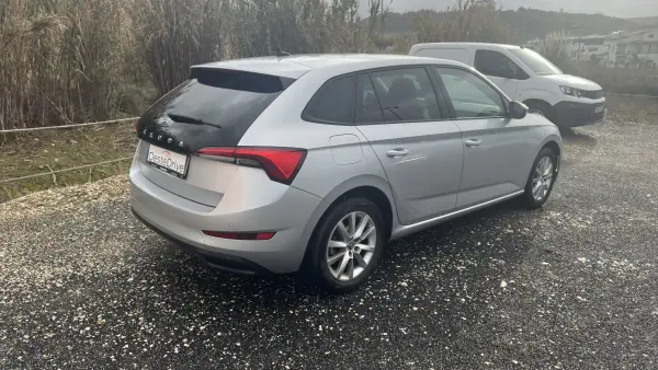 Skoda Scala 2022 - 13490 EUR, 106000 km - AUTO.MOTO.pt - 106000km - foto 4 de 18