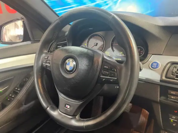 BMW 520 2010 - 15999 EUR, 174000 km - AUTO.MOTO.pt - 174000km - foto 38 de 51