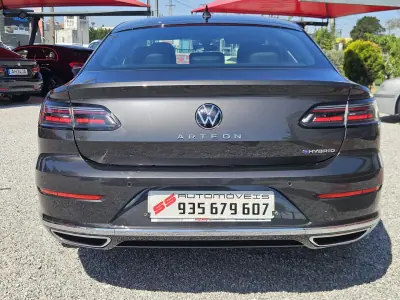 Volkswagen Arteon 2022 - 30500 EUR, 32500 km - AUTO.MOTO.pt - 32500km - foto 8 de 51
