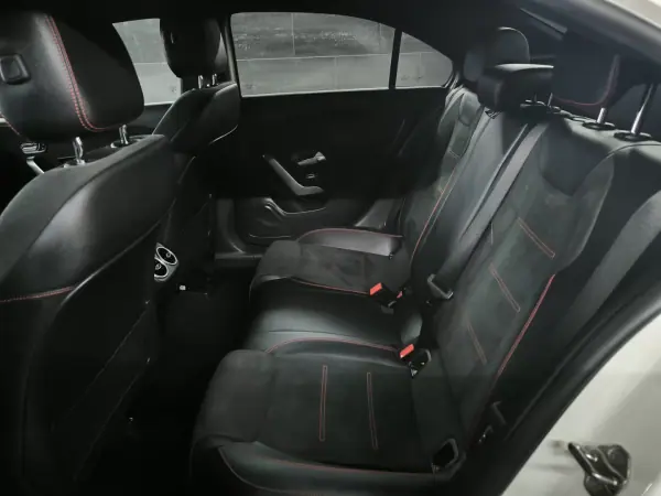 Mercedes-Benz A 250 Limousine 2020 - 25950 EUR, 141000 km - AUTO.MOTO.pt - 141000km - foto 23 de 55