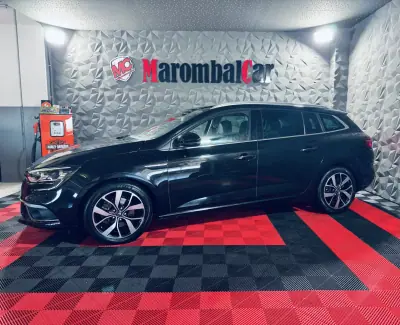 Renault Mégane Sport Tourer 2018 - 15990 EUR, 148529 km - 148529km - foto 13 de 36