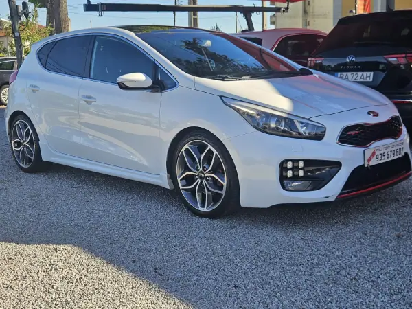 Kia Ceed 1.6 T-GDI GT TOP 2015 Gasolina