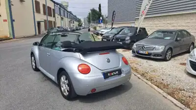 Volkswagen New Beetle Cabriolet 2004 - 9890 EUR, 127830 km - AUTO.MOTO.pt - 127830km - foto 29 de 48
