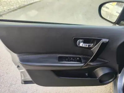 Nissan Qashqai 2013 - 9980 EUR, 197150 km - AUTO.MOTO.pt - 197150km - foto 26 de 40