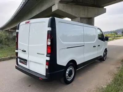 Renault TRAFIC 2.0 BlueDci L2H1 Longa Grand Confort 130 cv GPS 2022 - 21350 EUR, 46000 km - AUTO.MOTO.pt - 46000km - foto 2 de 34