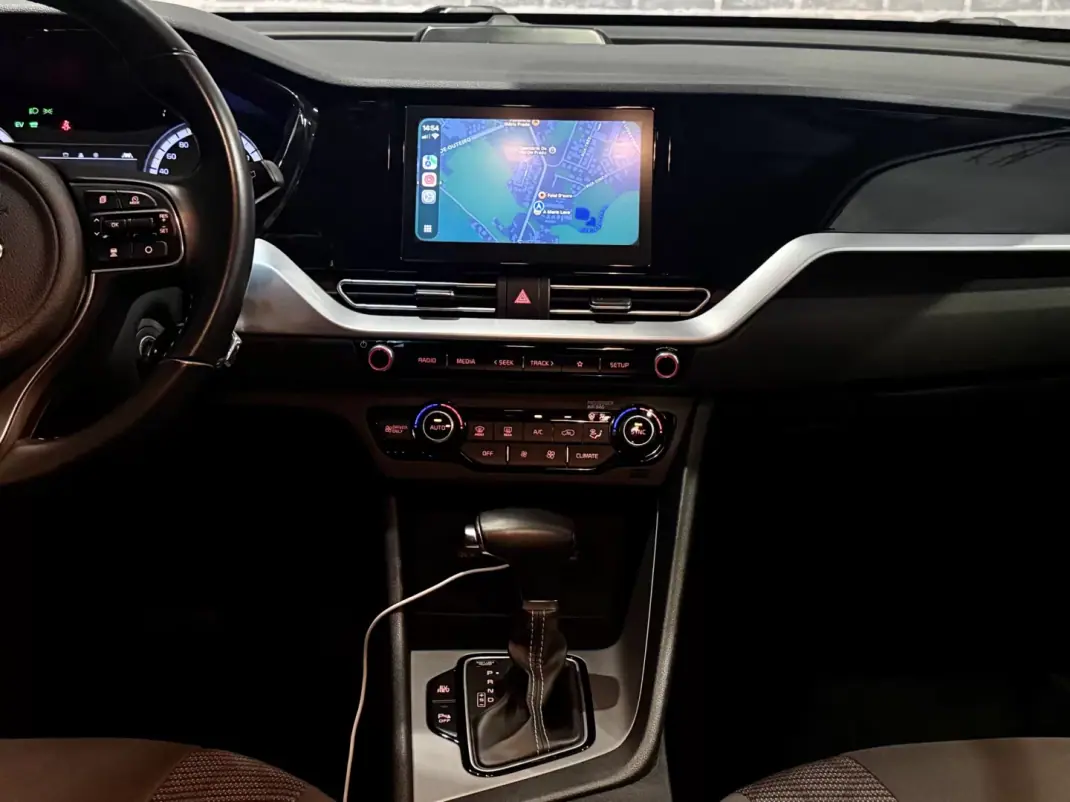 Kia Niro 2020 - 17490 EUR, 168000 km - AUTO.MOTO.pt - 168000km - foto 19 de 21