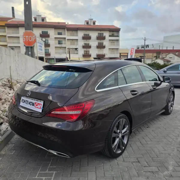 Mercedes-Benz CLA 180 2017 - 18950 EUR, 184855 km - AUTO.MOTO.pt - 184855km - foto 7 de 24