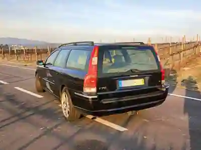 Volvo V70 2005 — foto 4 de 8