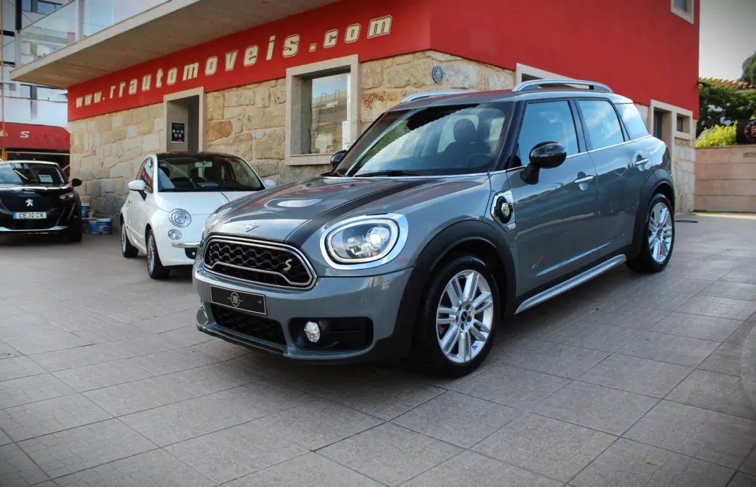 MINI Countryman 2019 - 16990 EUR, 155000 km - AUTO.MOTO.pt - 155000km - foto 1 de 33