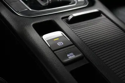 Volkswagen Arteon 2021 - 25400 EUR, 209040 km - AUTO.MOTO.pt - 209040km - foto 38 de 40