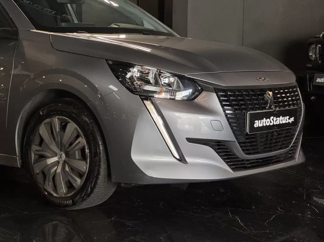 Peugeot 208 2023 - 14990 EUR, 87800 km - AUTO.MOTO.pt - 87800km - foto 3 de 30