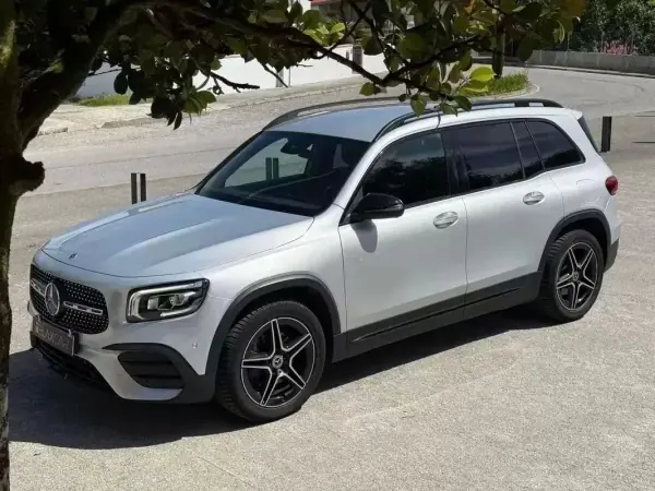Mercedes-Benz GLB 200 2021 - 39999 EUR, 132000 km - AUTO.MOTO.pt - 132000km - foto 2 de 30