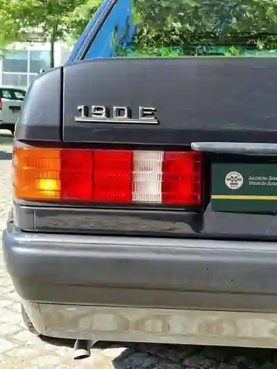 Mercedes-Benz 190 E 1.8 1992 - 7900 EUR, 133000 km - foto 2 de 15