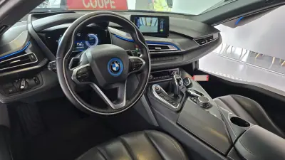 BMW i8 2015 - 62500 EUR, 132830 km - 132830km - foto 39 de 50
