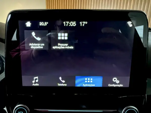 Ford Fiesta 2018 - 11000 EUR, 146800 km - AUTO.MOTO.pt - 146800km - foto 44 de 78