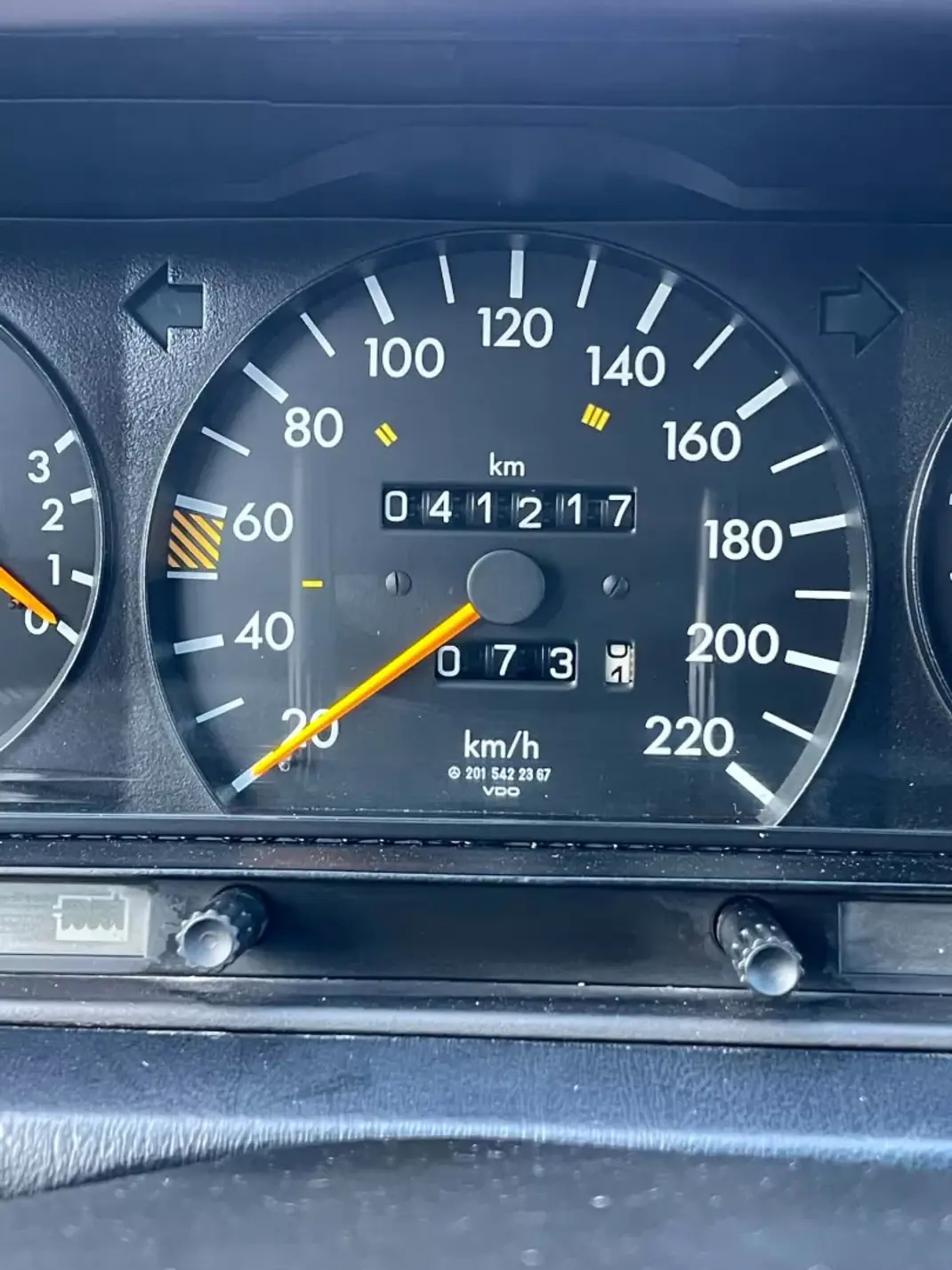 Mercedes-Benz 190 1993 - 14900 EUR, 41200 km - 41200km - foto 19 de 40