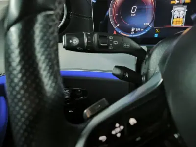 Mercedes-Benz E 300 2022 - 35950 EUR, 122245 km - AUTO.MOTO.pt - 122245km - foto 37 de 43