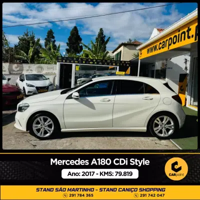 Mercedes-Benz A 180 2017 - 22900 EUR, 79850 km - AUTO.MOTO.pt - 79850km - foto 3 de 10