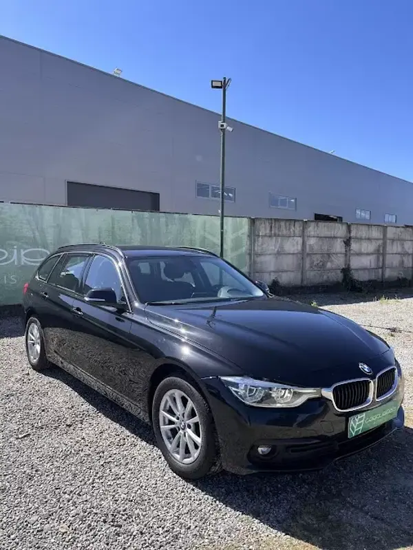 BMW 316 2018 - 16000 EUR, 236000 km - AUTO.MOTO.pt - 236000km - foto 3 de 15