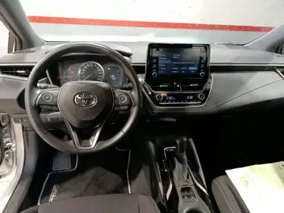 Toyota Corolla 2019 - 21900 EUR, 62158 km - AUTO.MOTO.pt - 62158km - foto 3 de 8