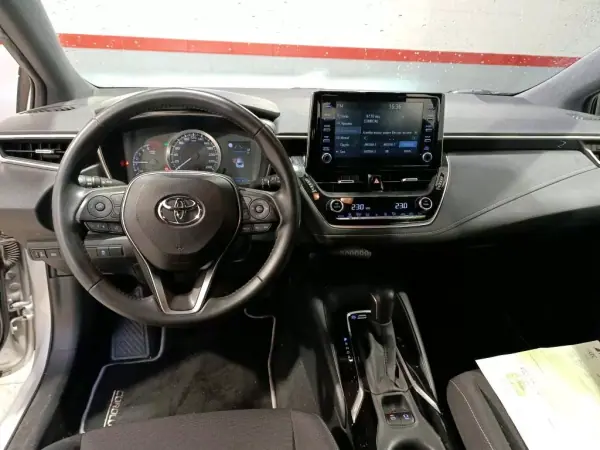 Toyota Corolla 2019 - 21900 EUR, 62158 km - AUTO.MOTO.pt - 62158km - foto 3 de 8