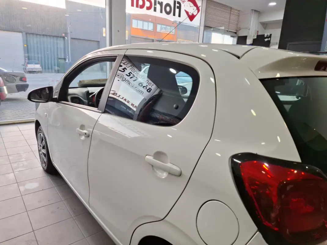 Citroën C1 2014 - 7490 EUR, 119190 km - AUTO.MOTO.pt - 119190km - foto 9 de 10