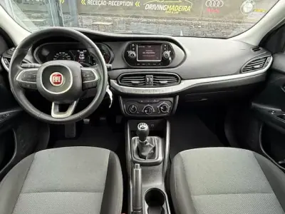 Fiat Tipo 2020 - 14900 EUR, 66570 km - AUTO.MOTO.pt - 66570km - foto 9 de 11