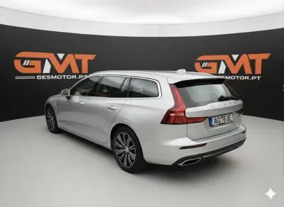 Volvo V60 2022 - 28990 EUR, 99830 km - AUTO.MOTO.pt - 99830km - foto 6 de 17