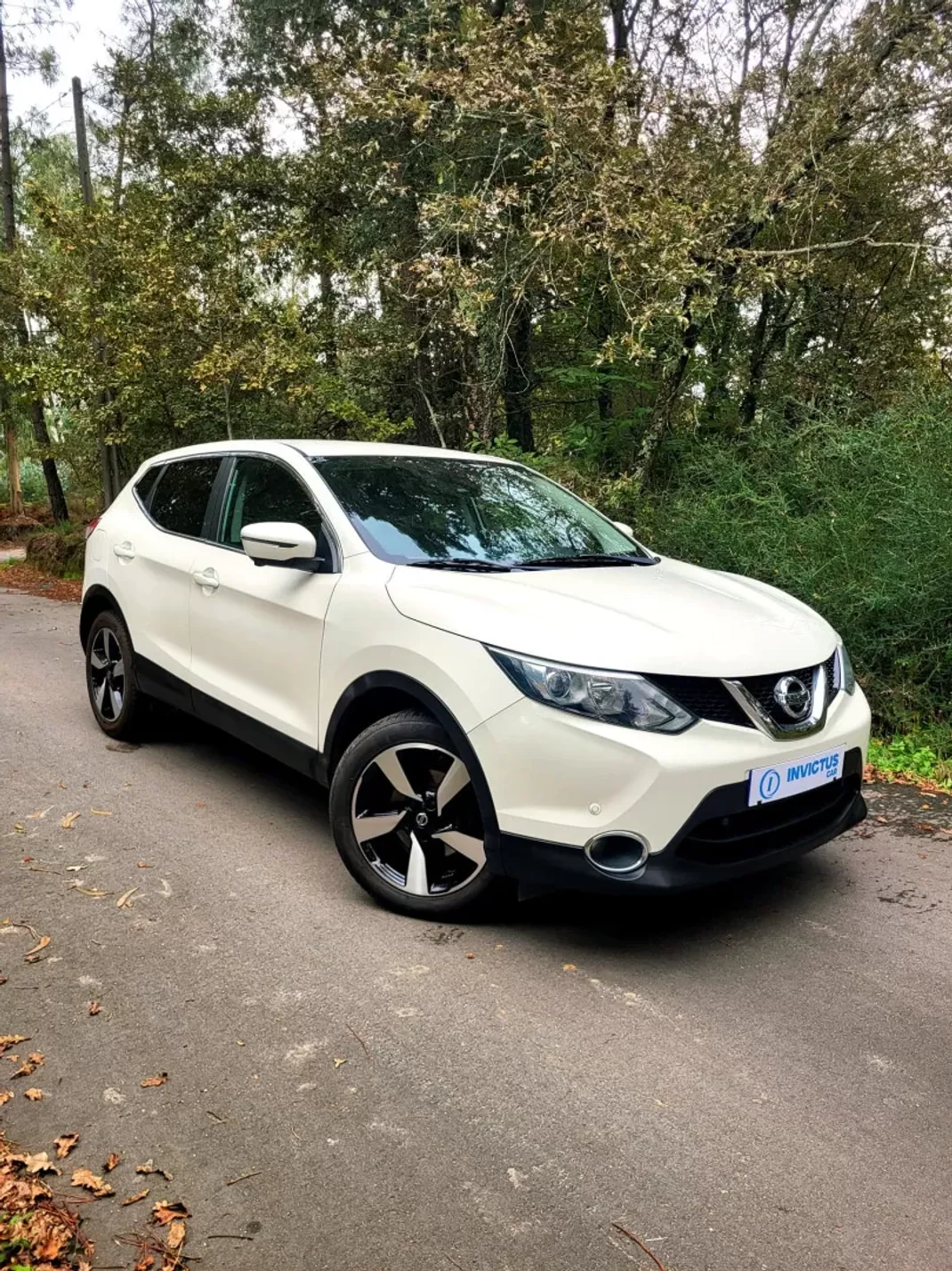 Nissan Qashqai 2016 - 15990 EUR, 153000 km - AUTO.MOTO.pt - 153000km - foto 1 de 24