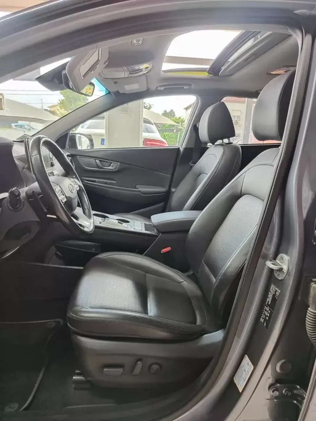 Hyundai Kauai 2019 - 19750 EUR, 111500 km - AUTO.MOTO.pt - 111500km - foto 13 de 35