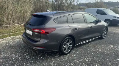 Ford Focus SW 2022 - 17800 EUR, 54000 km - AUTO.MOTO.pt - 54000km - foto 5 de 25