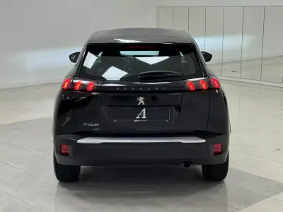 Peugeot 2008 2021 - 17890 EUR, 103000 km - AUTO.MOTO.pt - 103000km - foto 7 de 22