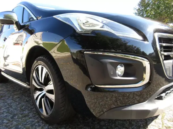 Peugeot 3008 2016 - 13990 EUR, 143000 km - AUTO.MOTO.pt - 143000km - foto 14 de 53