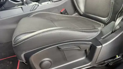 Jaguar E-Pace 2019 - 23900 EUR, 164000 km - AUTO.MOTO.pt - 164000km - foto 22 de 64