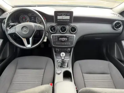 Mercedes-Benz A 160 2015 - 12900 EUR, 160650 km - AUTO.MOTO.pt - 160650km - foto 8 de 25