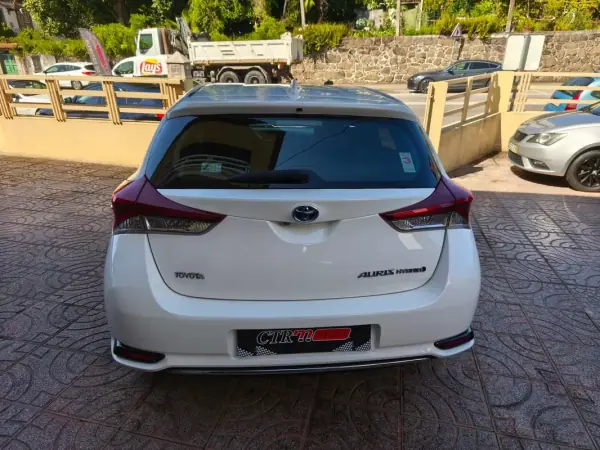 Toyota Auris 2016 - 14900 EUR, 160000 km - AUTO.MOTO.pt - 160000km - foto 9 de 34