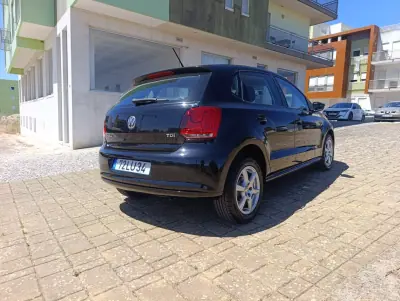 Volkswagen Polo 2011 — foto 6 de 21