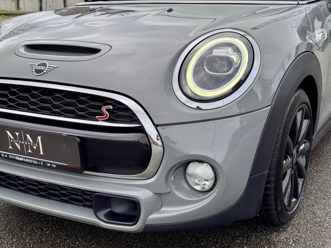 MINI Cooper 2018 - 21990 EUR, 165000 km - AUTO.MOTO.pt - 165000km - foto 11 de 31