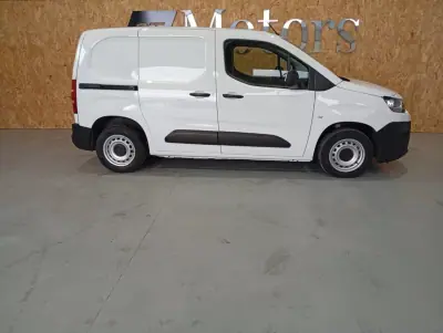 Citroën BERLINGO 1.6hdi 3L AUTOMATICA 2021 - 15750 EUR, 109000 km - AUTO.MOTO.pt - 109000km - foto 4 de 13