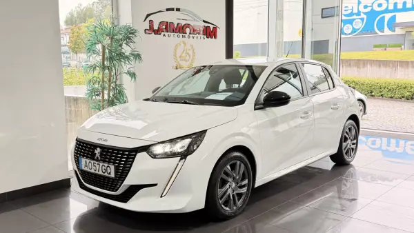 Peugeot 208 2022