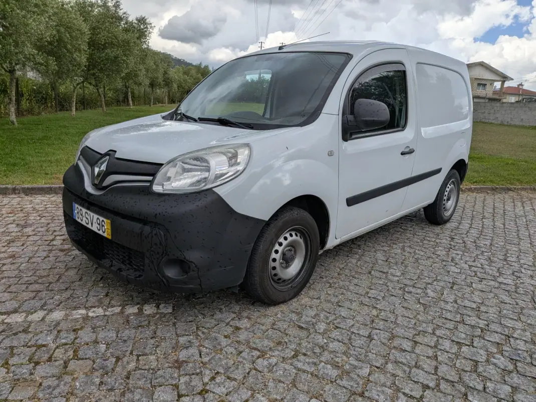Renault KANGOO 1.5 BLUE DCI 3LUG EDITION ONE 2017 - 10900 EUR, 126000 km - AUTO.MOTO.pt - 126000km - foto 1 de 13