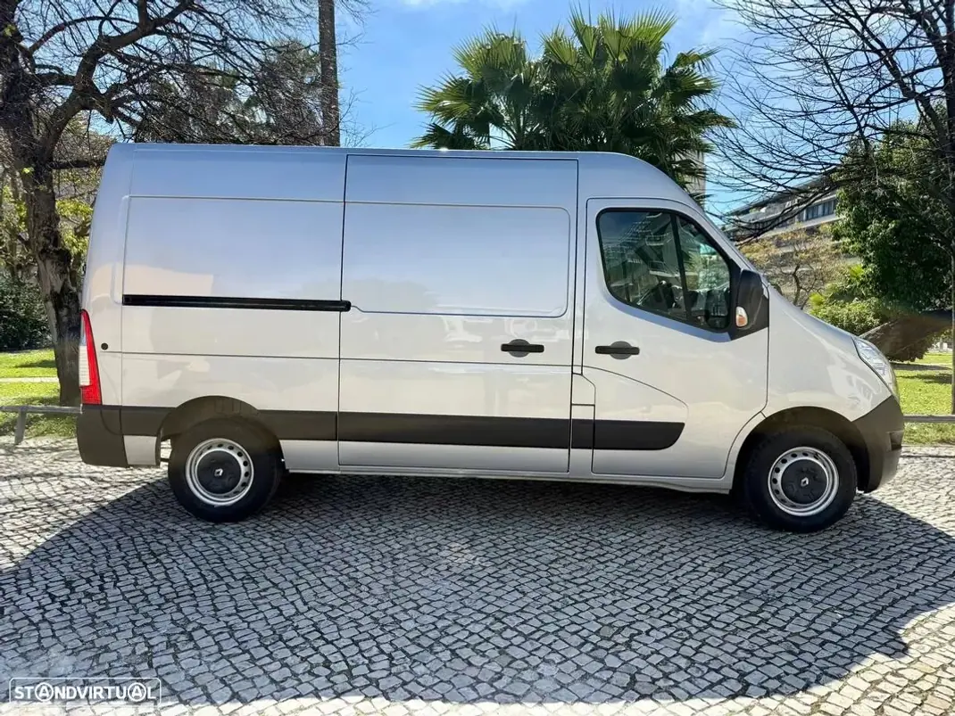 Renault Master 2.3 DCI L2H2 2020 - 17990 EUR, 144250 km - AUTO.MOTO.pt - 144250km - foto 37 de 38