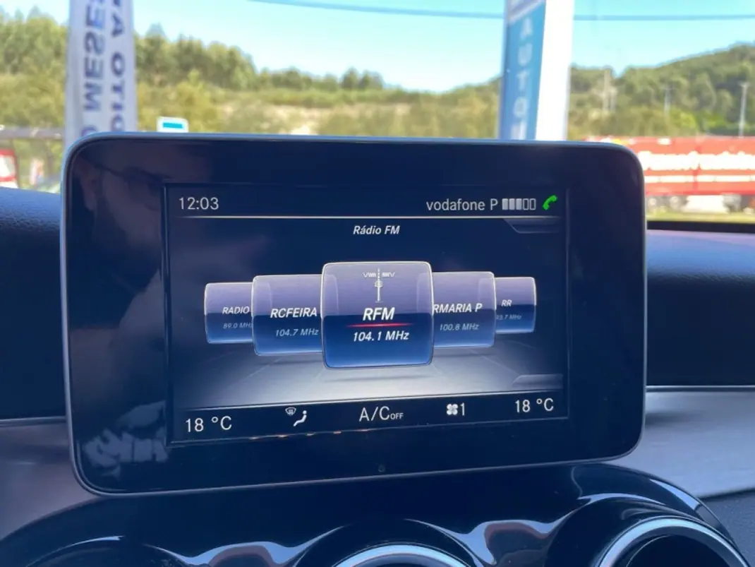 Mercedes-Benz C 220 2015 - 25999 EUR, 151000 km - AUTO.MOTO.pt - 151000km - foto 30 de 56