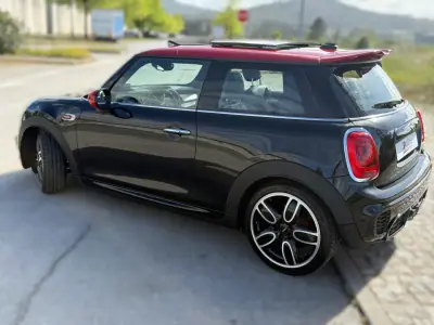 MINI John Cooper Works 2018 - 27900 EUR, 51250 km - AUTO.MOTO.pt - 51250km - foto 9 de 28