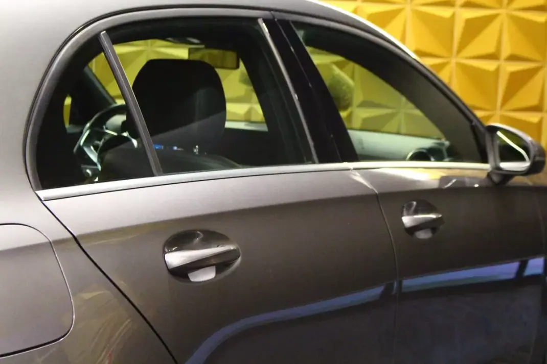 Mercedes-Benz A 250 2020 - 23890 EUR, 109000 km - AUTO.MOTO.pt - 109000km - foto 9 de 29