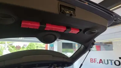 MINI One 2014 - 10900 EUR, 209521 km - AUTO.MOTO.pt - 209521km - foto 24 de 48